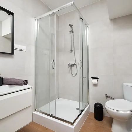 Alpina - 5 Minut Do Szlakow I Wyciagow